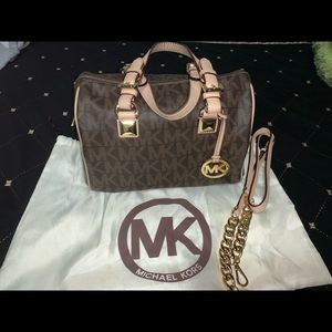 Michael Kors Hand Bag